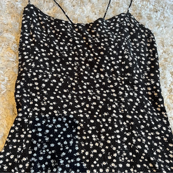 OAK + FORT Mini Ruffle Floral Dress - Picture 7 of 7